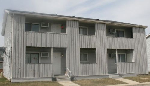 115 Harbor Dr, Oswego, IL 60543-9257