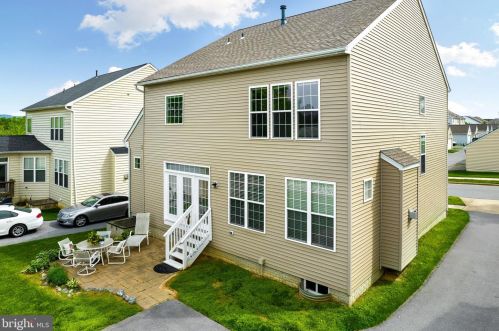 200 Colston Rd, Charles Town WV  25414-5493 exterior