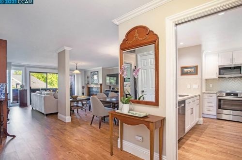 9 Pomfret Walk, Concord, CA 94523-2075