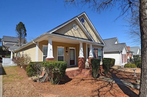 125 Orchard Dr, Porterdale, GA 30014-0996