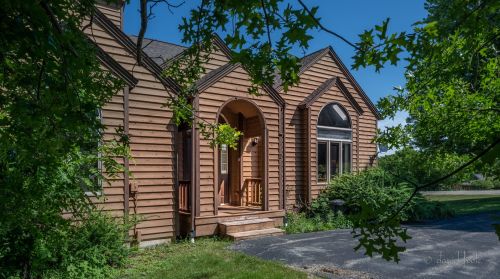 2 Partridge Ct, Galena, IL 61036-9228