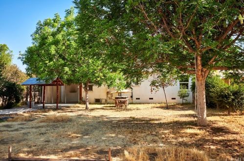 4746 Jurupa Ave, Riverside CA  92506-1967 exterior