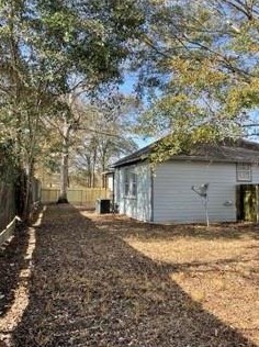 17354 Western Hill Dr, Conroe TX  77302-7034 exterior