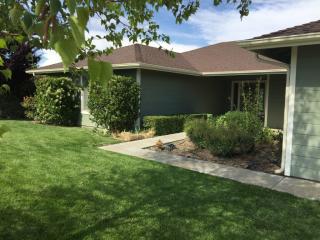 19518 Vincent St, Tehachapi, CA 93561-6222
