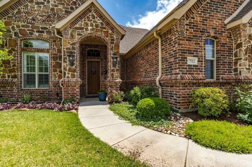 7512 Kirk Rd, Fort Worth, TX 76182-7440