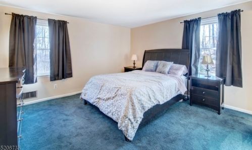 10 Long Ridge Rd, Dover NJ  07869-4564 exterior