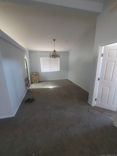 534 Rolling Hl Rd, Vista CA 92081-7513 exterior