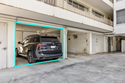 1425 Punahou St, Honolulu HI  96822-4711 exterior