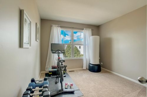 1403 Lighthouse Ln, Pingree Grove IL  60140-2076 exterior