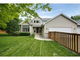 5900 Pineview Ln, Minneapolis, MN 55442-1427