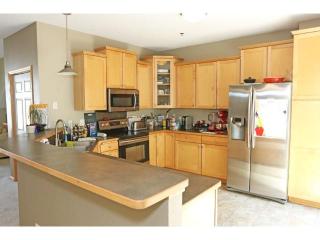 320 Mcknight Rd, Saint Paul MN  55119-6928 exterior