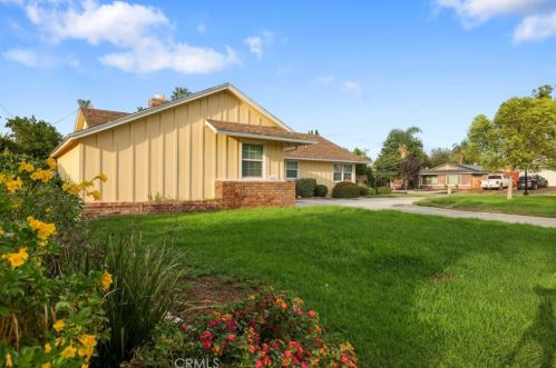2911 Arlington Ave, Riverside, CA 92506-4450