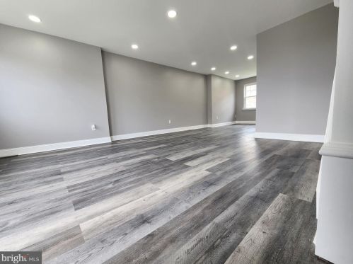 1552 10th St, Philadelphia PA  19147-6330 exterior