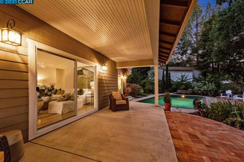 1790 Ruth Dr, Concord CA  94523-2942 exterior