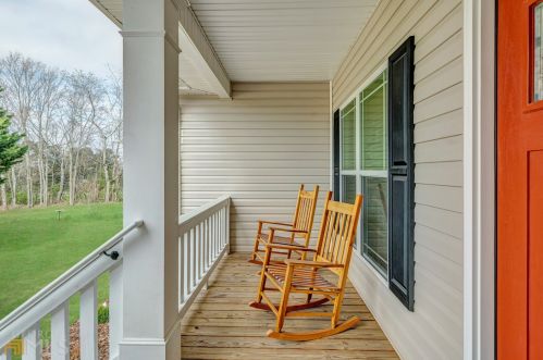 2001 High Shoals Rd, Bishop, GA 30621-1810