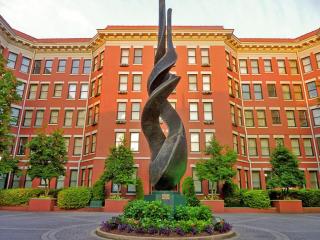 130 Front St, Memphis TN  38103-3619 exterior