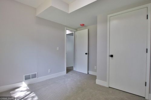 4353 Bear Path Trl, Saint Paul MN  55122-2218 exterior
