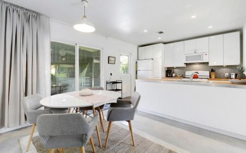 4620 Englewood Dr, Austin TX  78745-2131 exterior