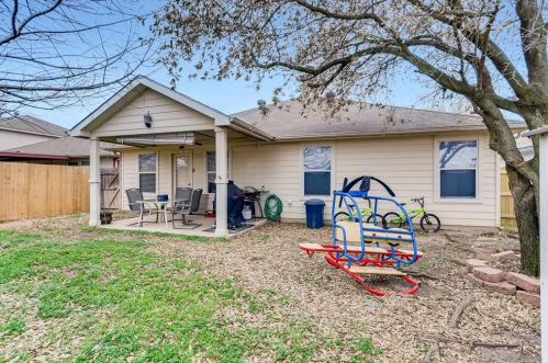 324 Memory Dr, Fort Worth TX  76108-3843 exterior