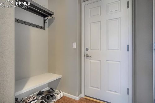 26840 Roxbury Pl, Denver CO  80016-7527 exterior