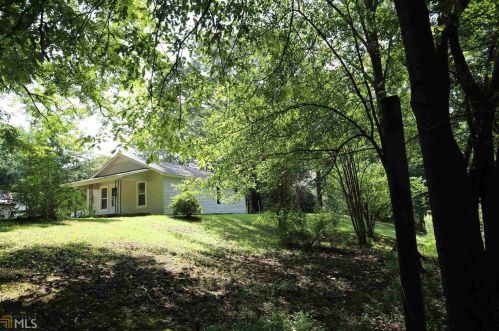 287 Mill Village Rd, Lyerly, GA 30730-3004