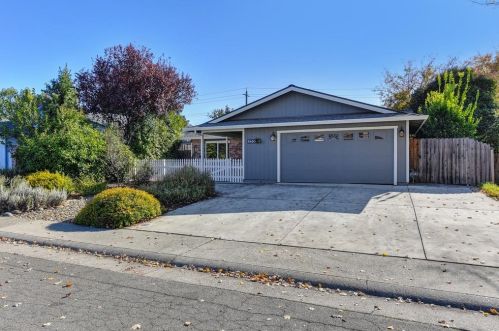 8460 Milky Way, Citrus Heights, CA 95662-3807