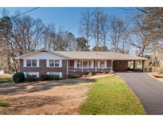 1011 Brite Ct, Austell, GA 30106-1402