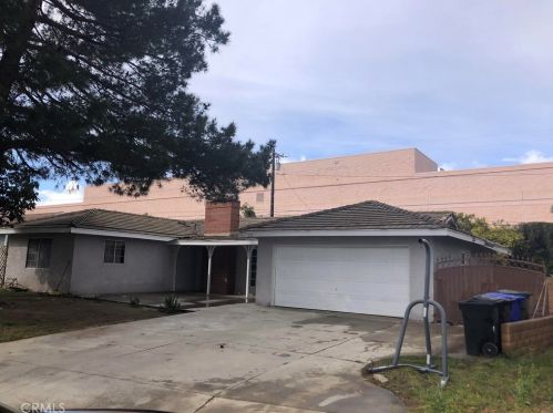 118 Shamrock St, Rialto, CA 92376-4327