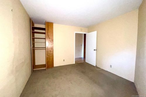 2600 Pualani Way, Honolulu HI  96815-3979 exterior