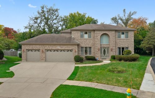 1706 Frediani Ct, Mount Prospect, IL 60056-2881