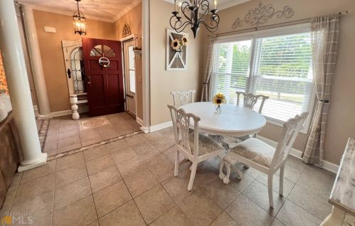 136 Cameron Pt, Cleveland, GA 30528-2951