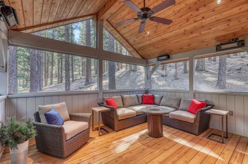 316 Skidder Trl, Truckee CA  96161-3927 exterior