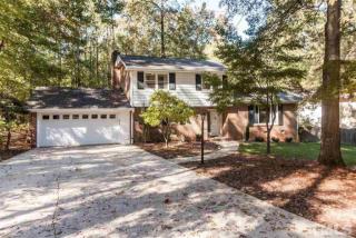 702 Jefferson Dr, Cary, NC 27511-3831