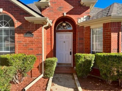 6612 Candlecreek Ln, Plano TX  75024-5508 exterior