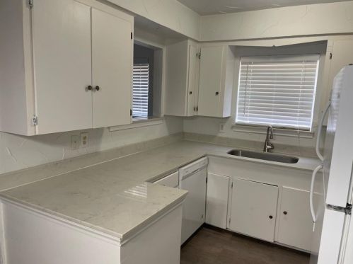 2313 Fitzhugh Ave, Dallas TX  75204-3475 exterior