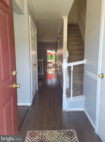 4512 Blue Jay Ct, Woodbridge, VA 22193-1871