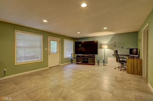 122 Arbor Cove Way, Stockbridge GA  30281-6443 exterior