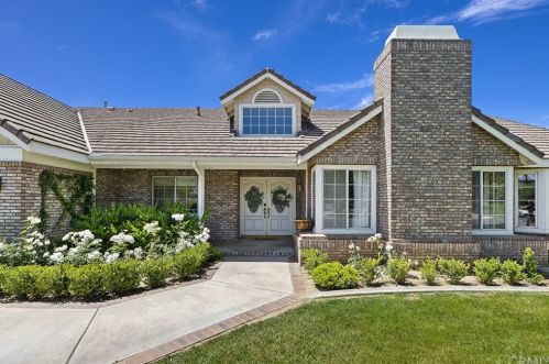 7539 Whitegate Ave, Riverside CA  92506-5455 exterior