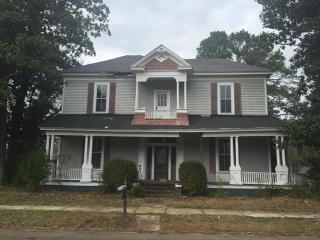 1323 3rd Ave, Columbus, MS 39701-4931