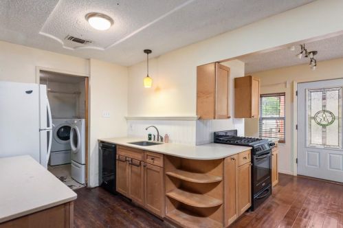1813 Muse St, Fort Worth TX  76112-3421 exterior