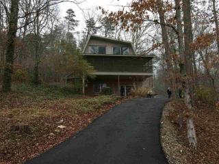 451 Barton Creek Rd, Madison, SC 29693-3303
