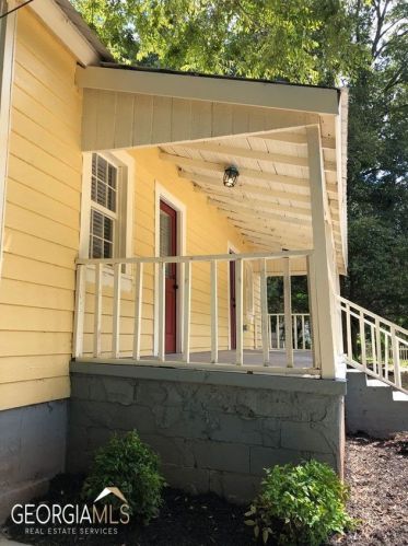 493 Washington St, Madison, GA 30650-1711