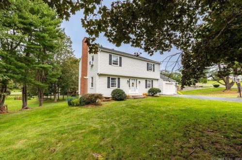 31 Toad Ridge Rd, Middlefield, CT 06455-1129