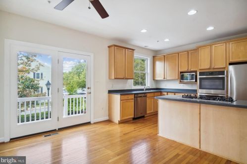 2321 Georgia Vlg Way, Silver Spring MD 20902-4203 exterior