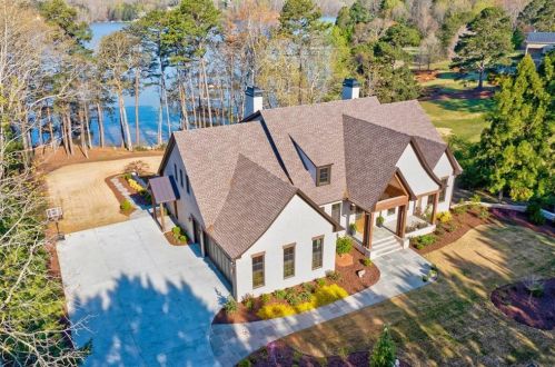 2489 Club Dr, Gainesville, GA 30506-1745