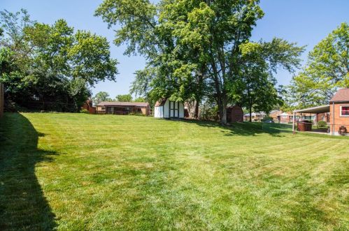 2267 Deblin Dr, Cincinnati OH  45239-5678 exterior