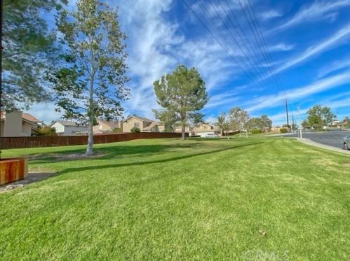 7631 Canberra Way, Riverside CA  92508-6067 exterior
