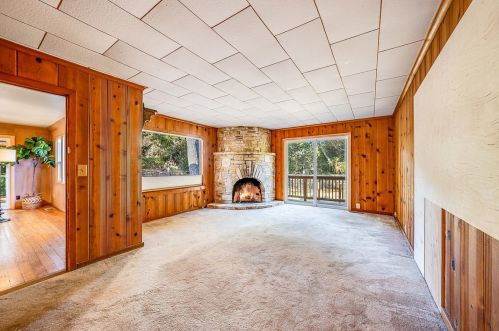 19 Village Dr, Tassajara Hot Springs, CA 93924-9672