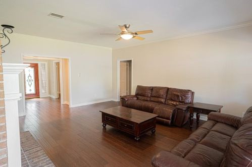 2310 Country Mile Ln, Richmond TX 77406-2000 exterior