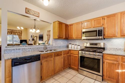 301 Chapman St, Cedar Hill TX 75104-4941 exterior